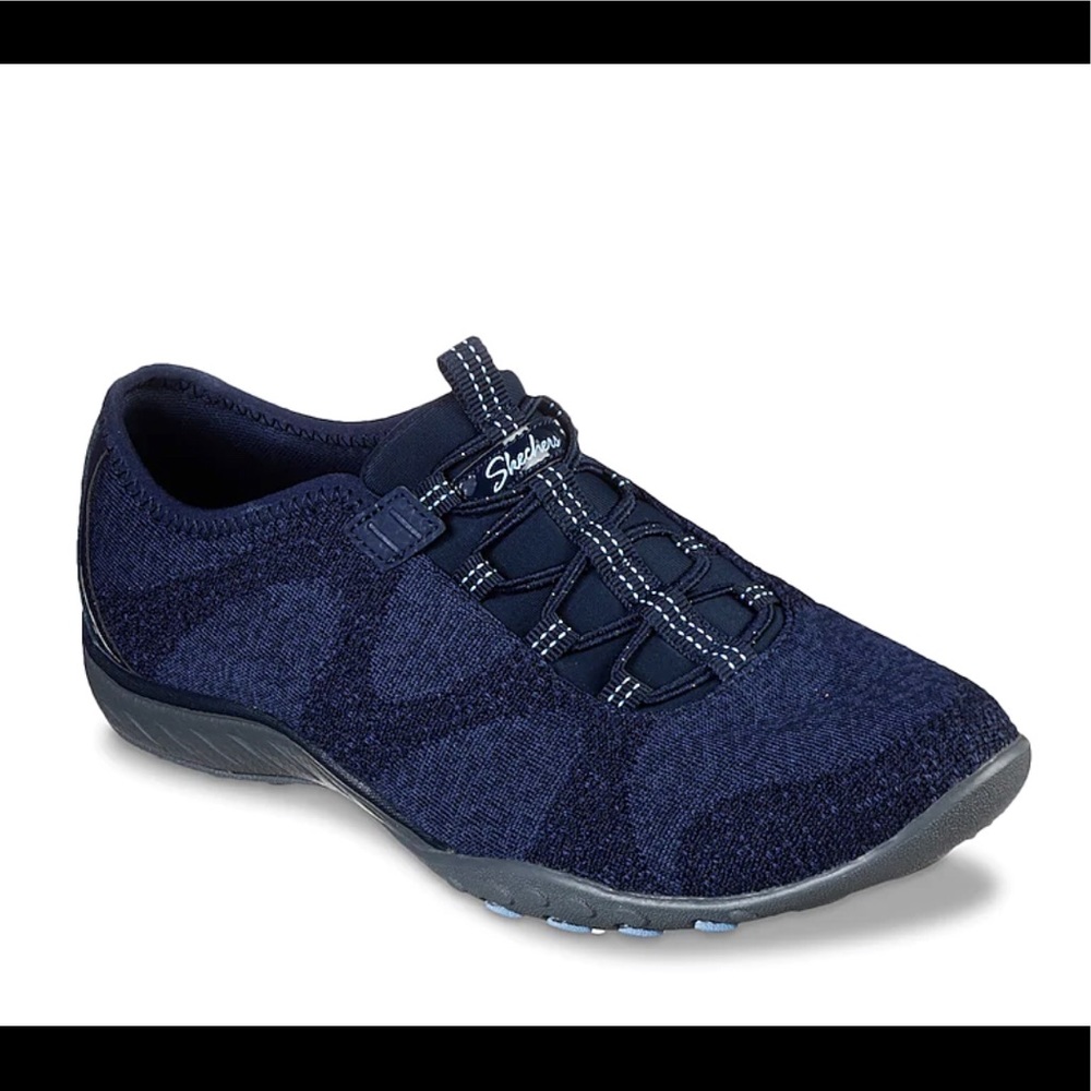 Sketchers Relaxed Fit Memory Foam Sneaker